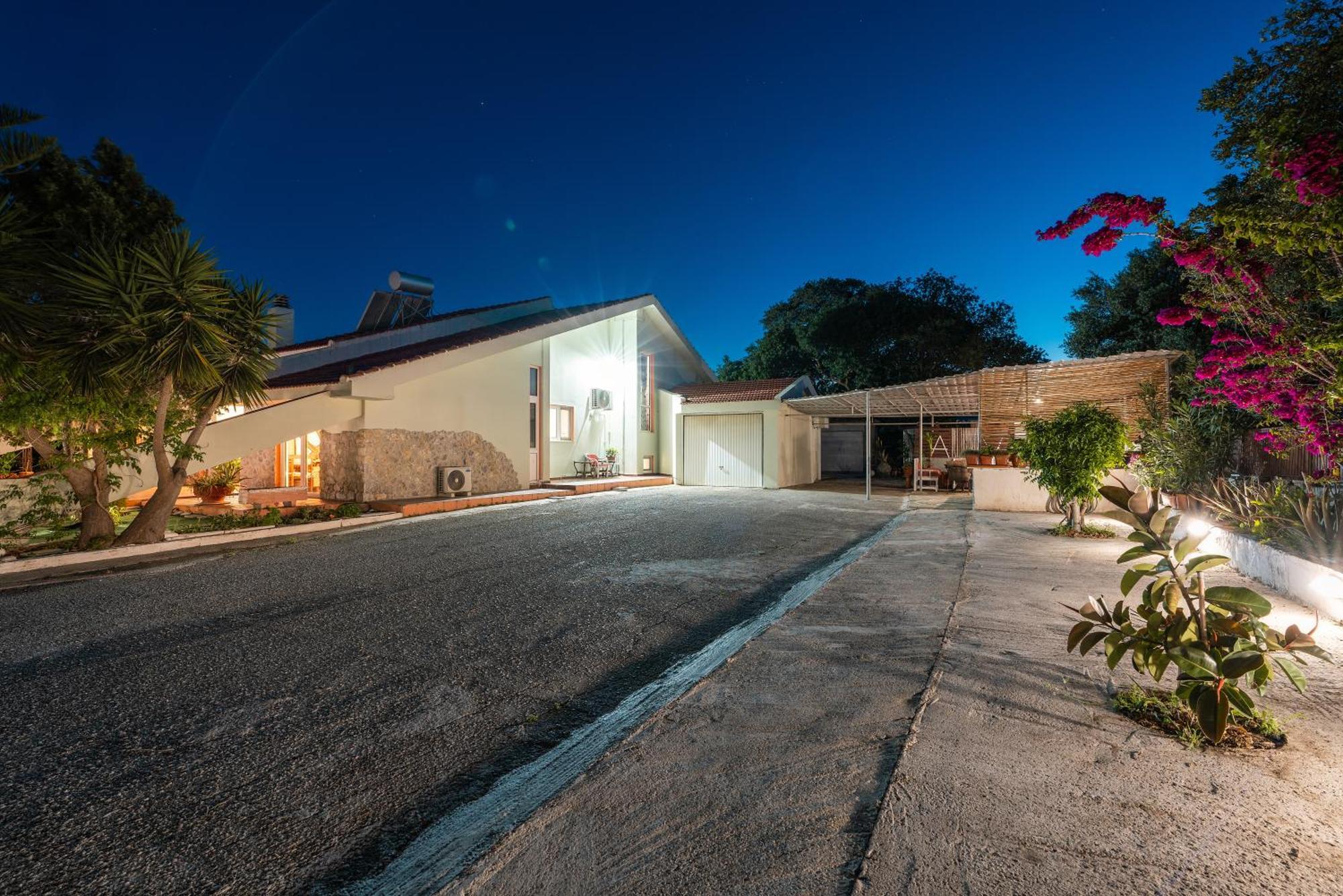 Artzy Villa Rhodes City Exterior photo