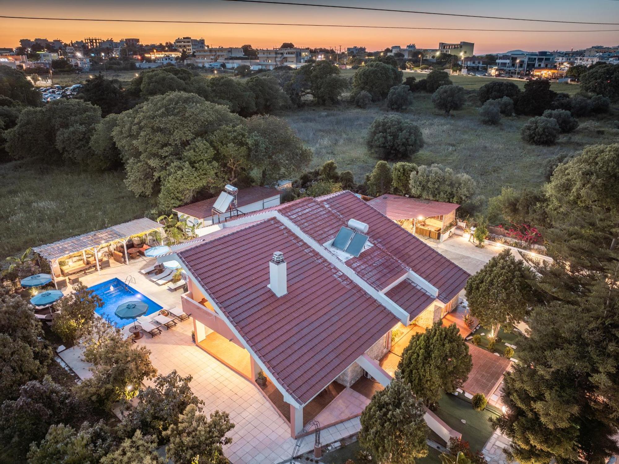 Artzy Villa Rhodes City Exterior photo