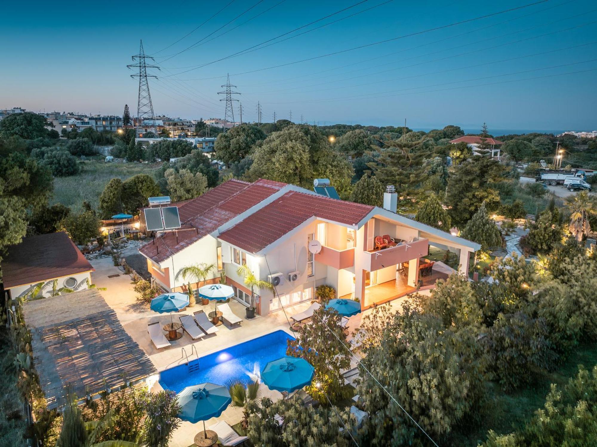 Artzy Villa Rhodes City Exterior photo